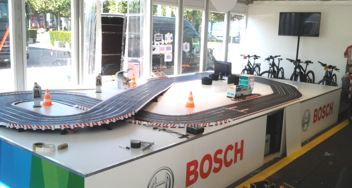 Carrerabahn Sonderanfertigung | Bosch Branding | Messestand